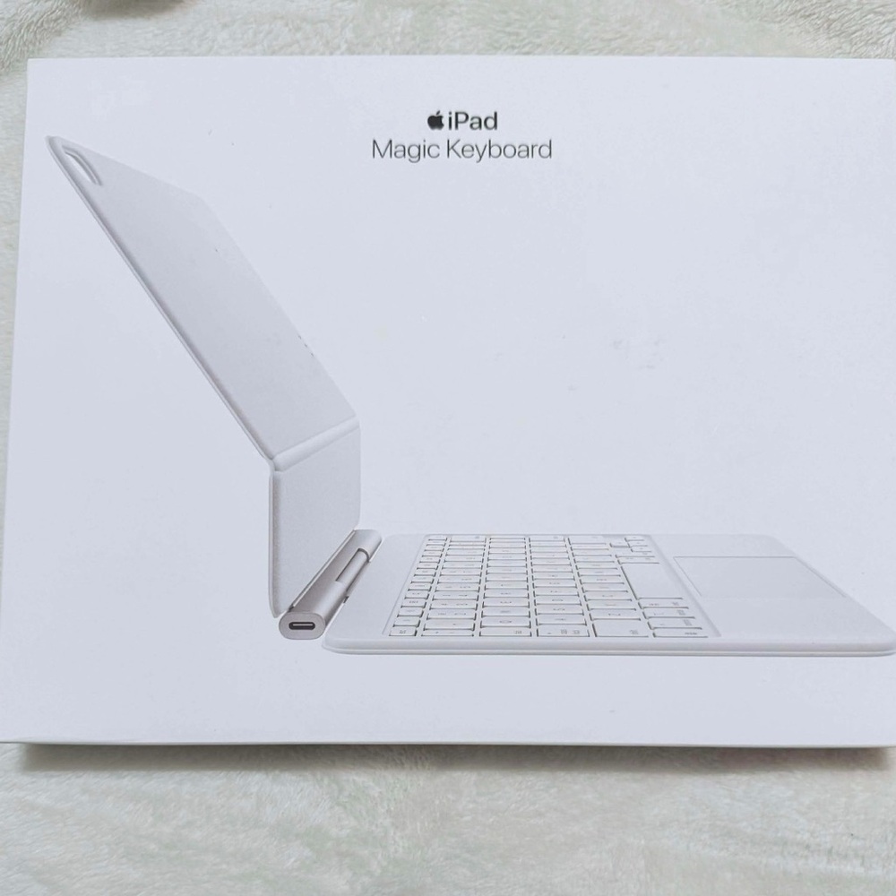 Apple Keyboard with White and Black Design